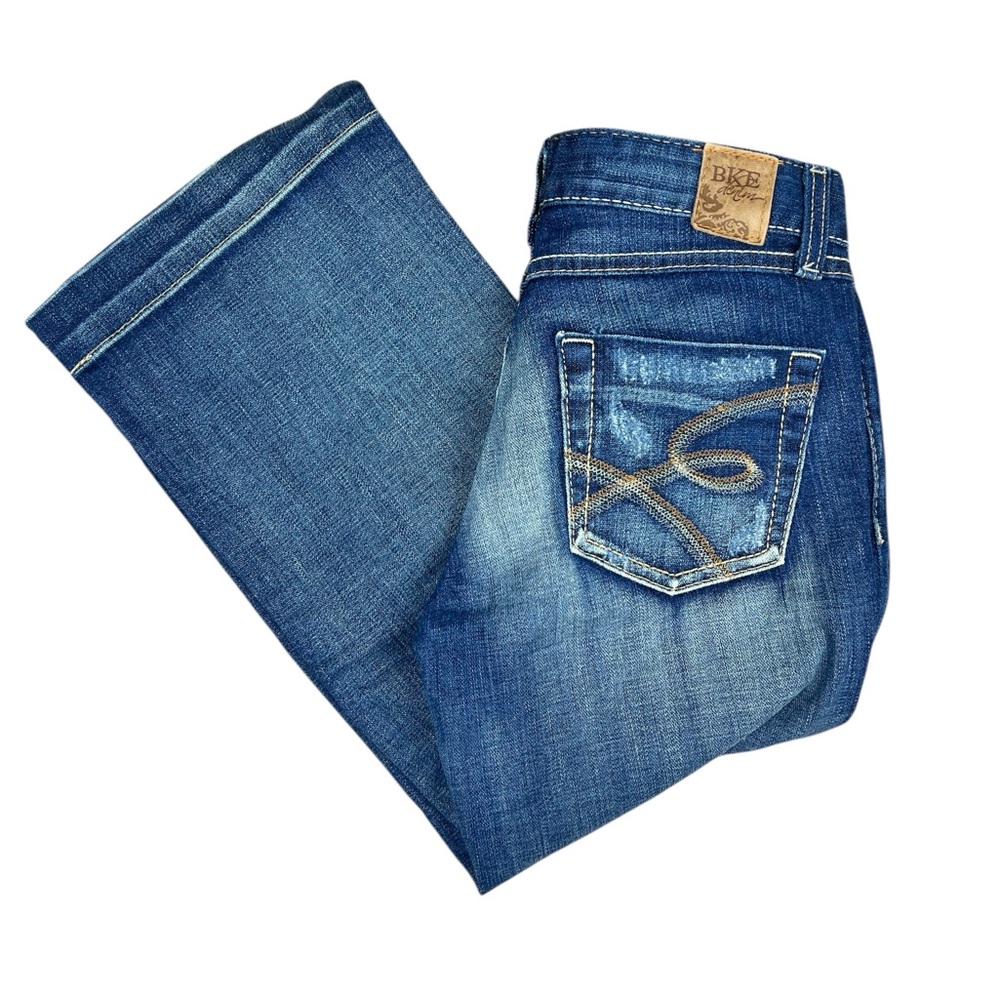 BKE Buckle Lily Jeans Women’s 26 Denim Capri Cropped Stretch Medium Wash BWX1349